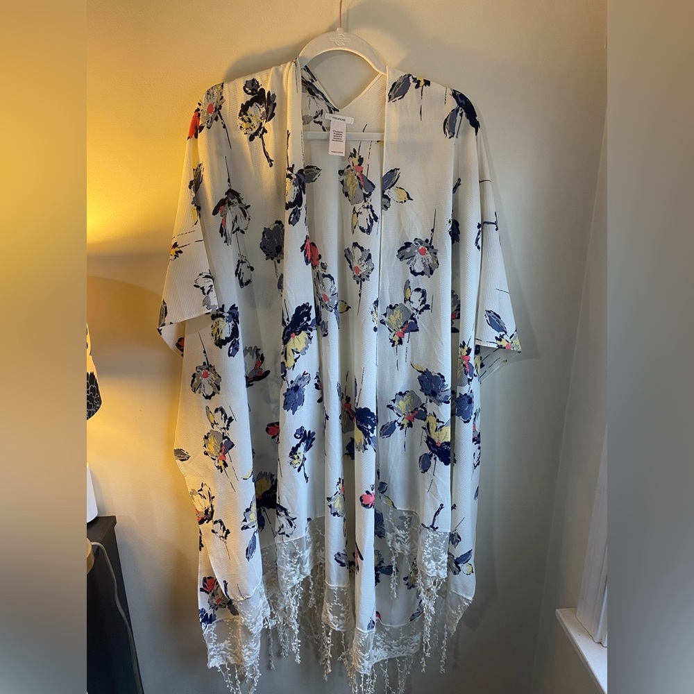 Rarely worn. Flowy, floral shawl
